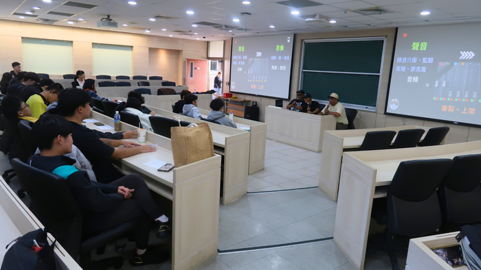 1141205 「原民週」「先躺在說：我們的故事」講座(另開新視窗/png檔)圖片